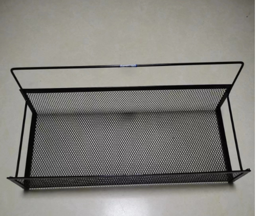Bolded Frame Wall-Mounted Screwless Storage Basket 0627